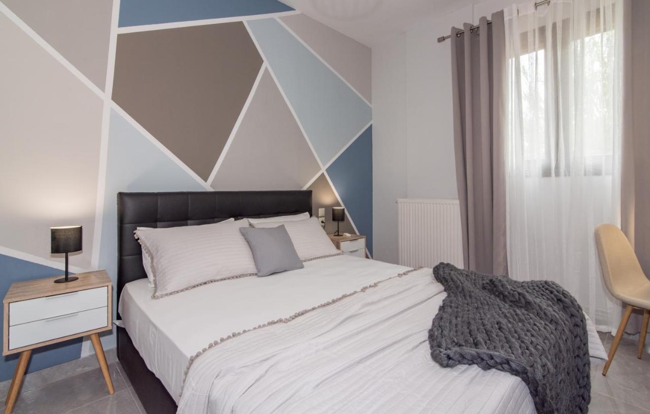 Valentine'S Modern Apartment Закинтос Екстериор снимка