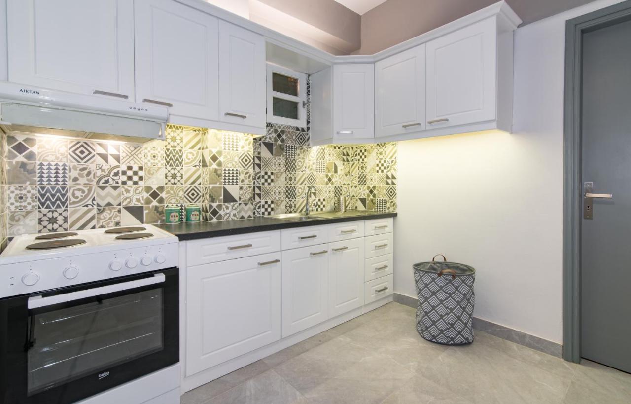 Valentine'S Modern Apartment Закинтос Екстериор снимка